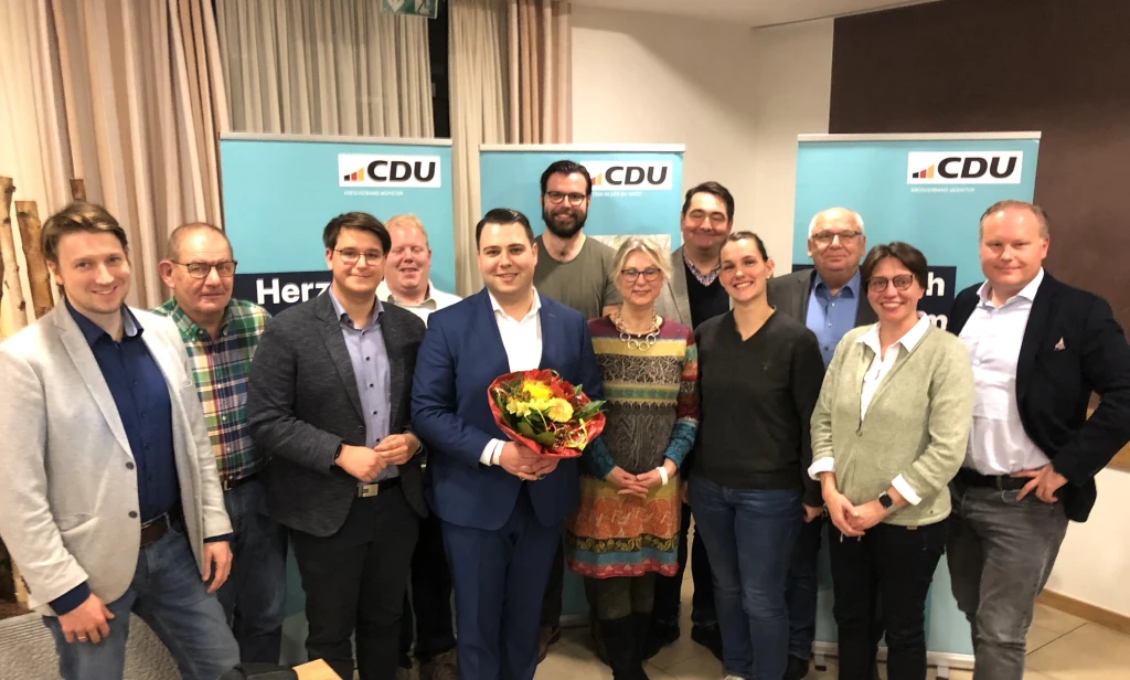 CDU-Team fr die Bezirksvertretung Mnster-West (v.l.): Christian Mutwill, Peter Hamann, Jrn Brinkmann, Manuel Entrup, Nicholas Philipp Reuting, Nico Hellmond, Karin Ubrig, Christian Hinzmann, Dr. Inga Hennig, Peter Wolfgarten, Birgitt Robben, Nils Schap